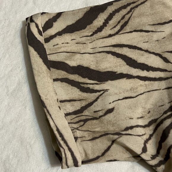 NWT Mustard Seed Zebra Print Boho Mini Dress Flowy Babydoll V Neck Tie Back S - Picture 4 of 10